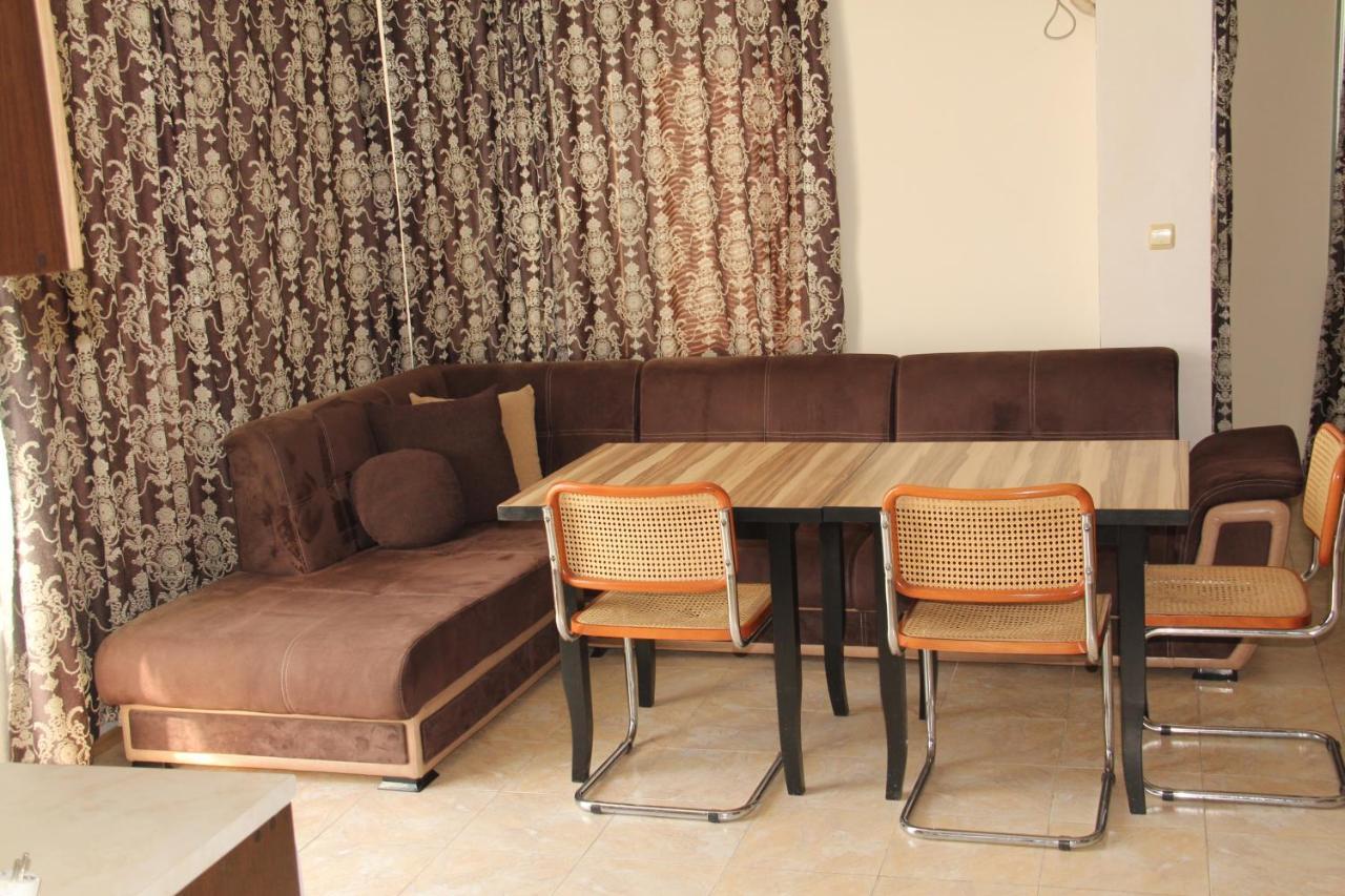 Ivtour Apartments In Yalta Complex Golden Sands Exterior foto