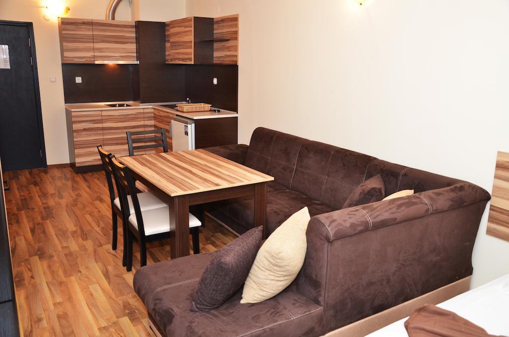 Ivtour Apartments In Yalta Complex Golden Sands Quarto foto